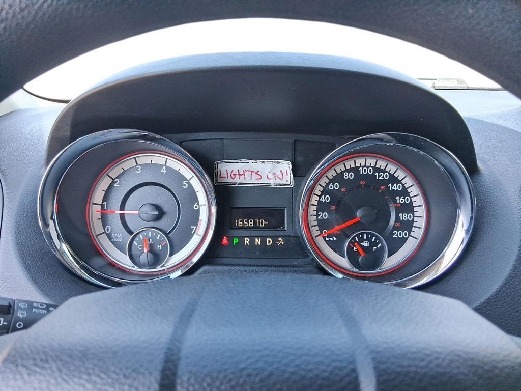 2016 Dodge Grand Caravan Crew in Stratford, Ontario - 15 - w1024h768px