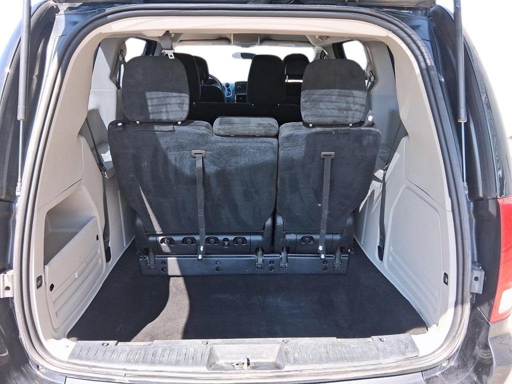 2016 Dodge Grand Caravan Crew in Stratford, Ontario - 6 - w1024h768px
