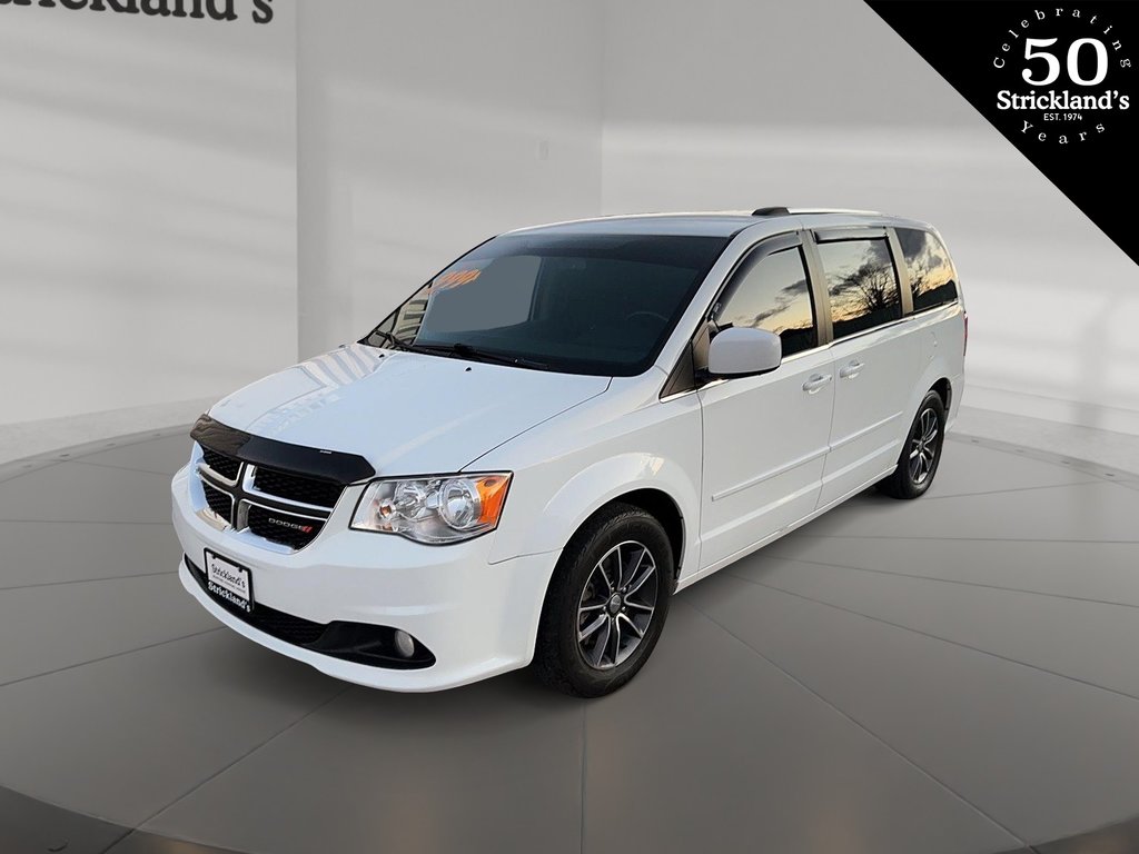 2017  Grand Caravan CVP / SXT in Stratford, Ontario - 1 - w1024h768px