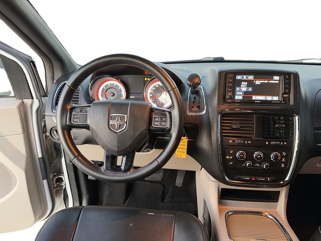 2017 Dodge Grand Caravan CVP / SXT in Stratford, Ontario - 13 - w1024h768px