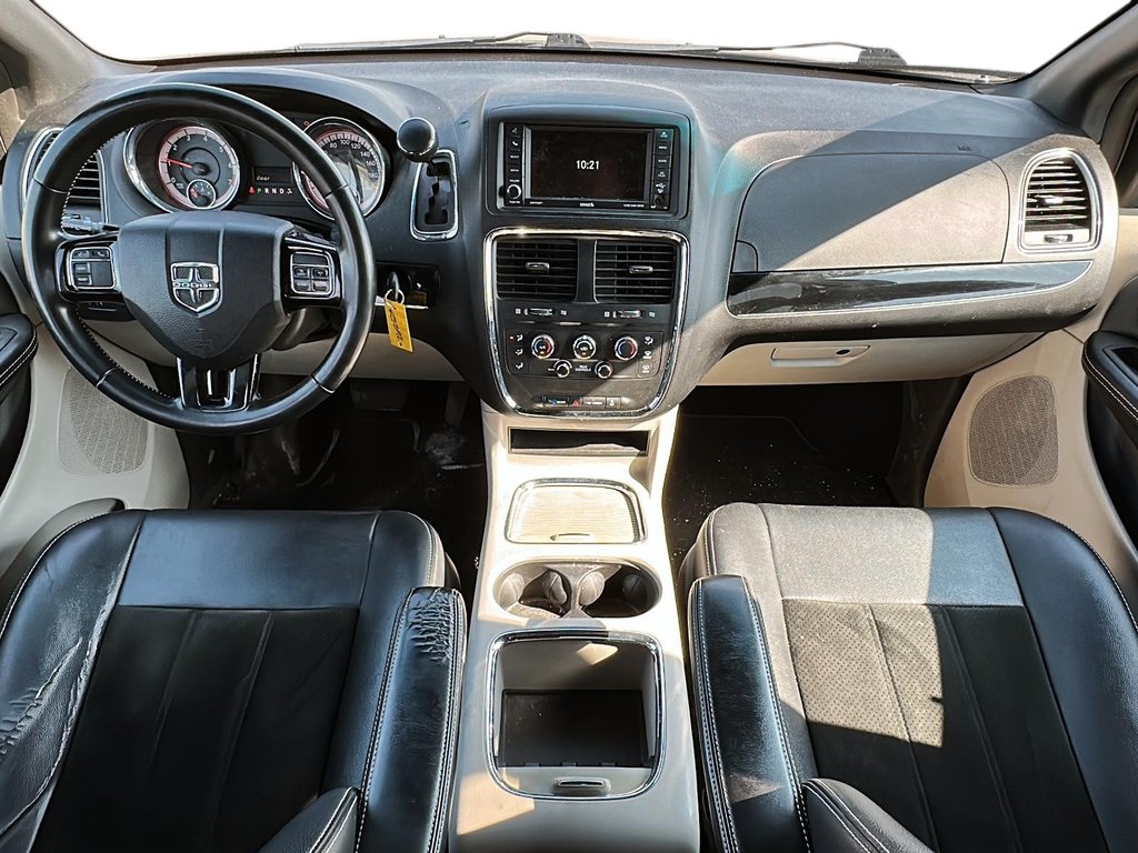 2017 Dodge Grand Caravan CVP / SXT in Stratford, Ontario - 9 - w1024h768px