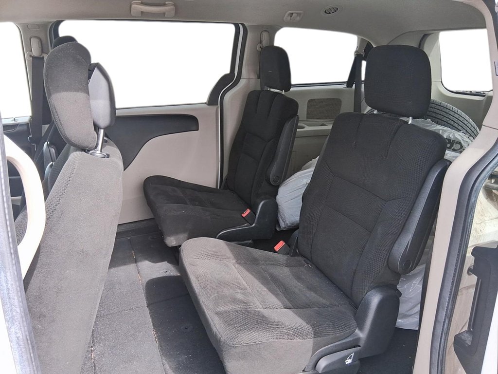 2017 Dodge Grand Caravan CVP / SXT in Stratford, Ontario - 9 - w1024h768px
