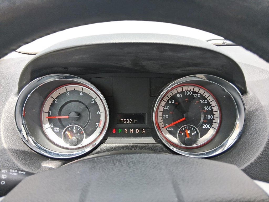 2017 Dodge Grand Caravan CVP / SXT in Stratford, Ontario - 15 - w1024h768px