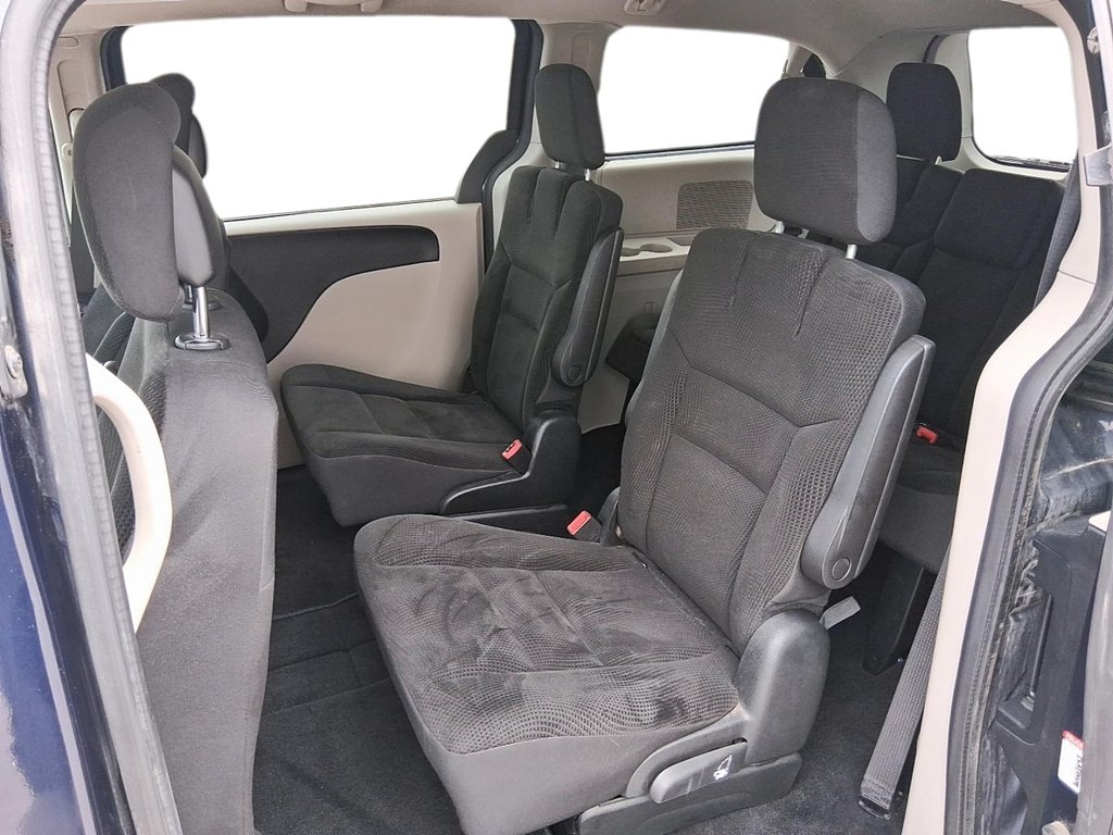 2017 Dodge Grand Caravan CVP / SXT in Stratford, Ontario - 9 - w1024h768px