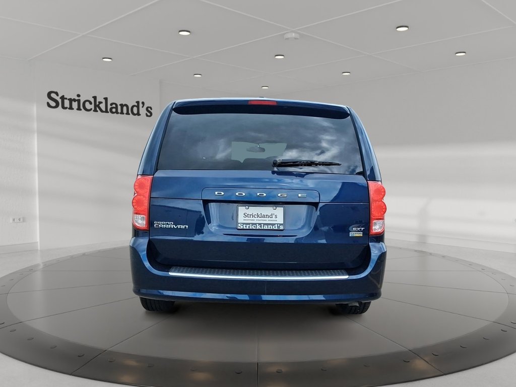 2017 Dodge Grand Caravan CVP / SXT in Stratford, Ontario - 3 - w1024h768px