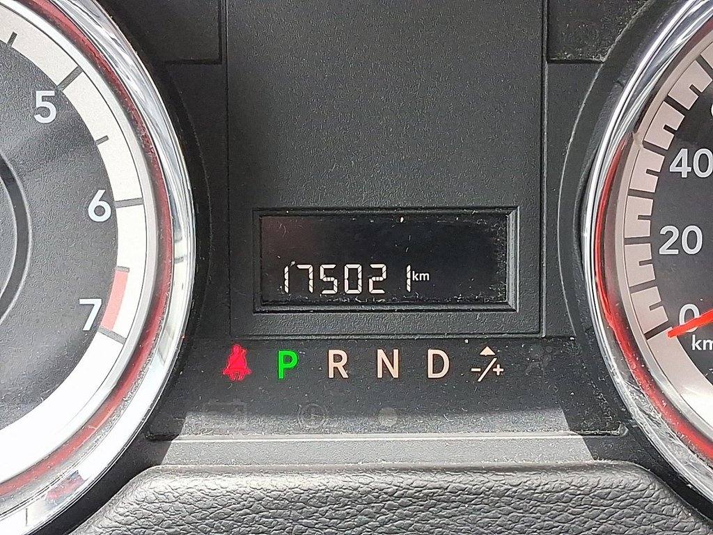 2017 Dodge Grand Caravan CVP / SXT in Stratford, Ontario - 14 - w1024h768px