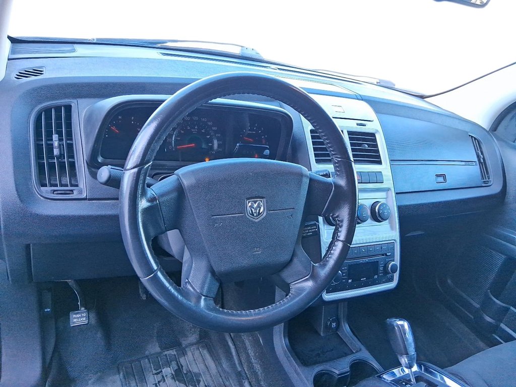 2010 Dodge Journey SXT 4D Utility FWD in Stratford, Ontario - 9 - w1024h768px