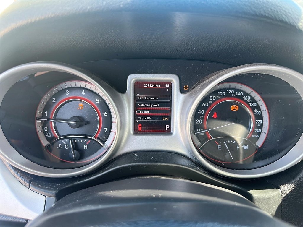 2012 Dodge Journey SE Plus FWD in Stratford, Ontario - 13 - w1024h768px