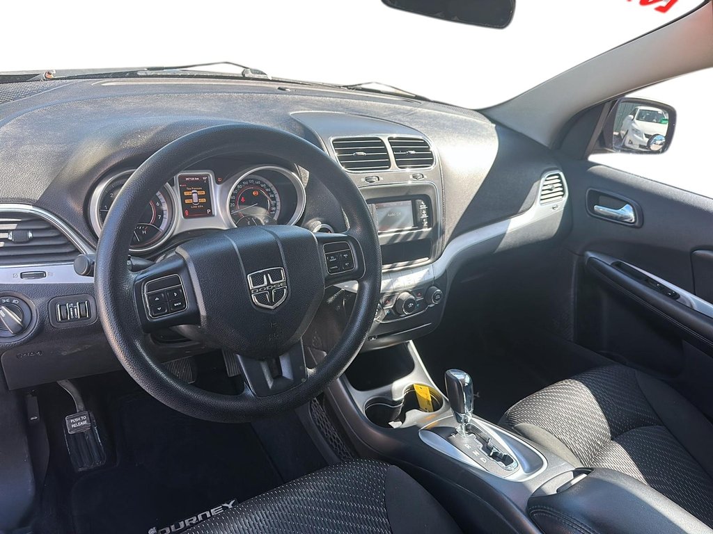 2012 Dodge Journey SE Plus FWD in Stratford, Ontario - 9 - w1024h768px