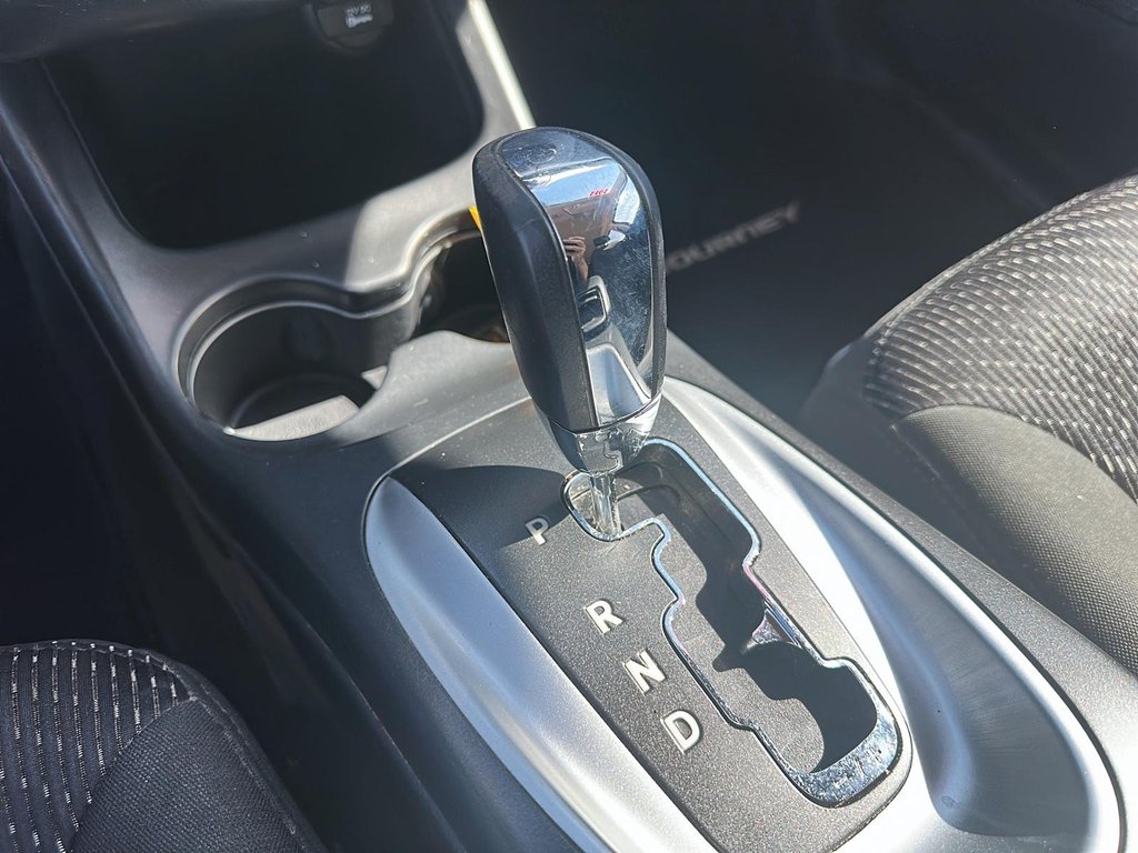 2012 Dodge Journey SE Plus FWD in Stratford, Ontario - 14 - w1024h768px