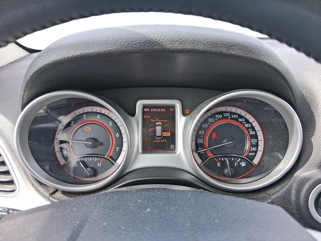 2012 Dodge Journey Crew in Stratford, Ontario - 14 - w1024h768px