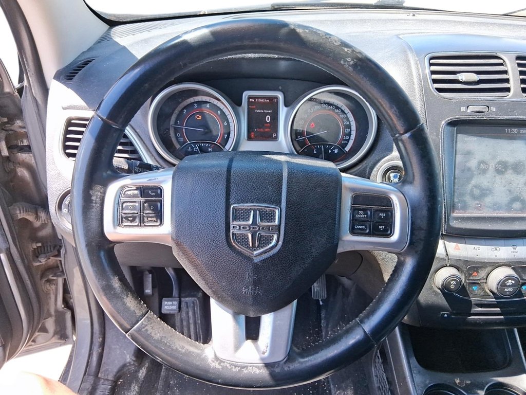2012 Dodge Journey SXT 4D Utility FWD in Stratford, Ontario - 11 - w1024h768px