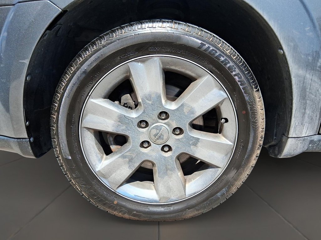 2012 Dodge Journey SXT 4D Utility FWD in Stratford, Ontario - 7 - w1024h768px