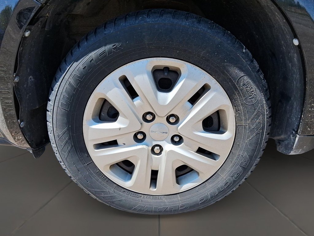 2014 Dodge Journey CVP / SE Plus in Stratford, Ontario - 7 - w1024h768px