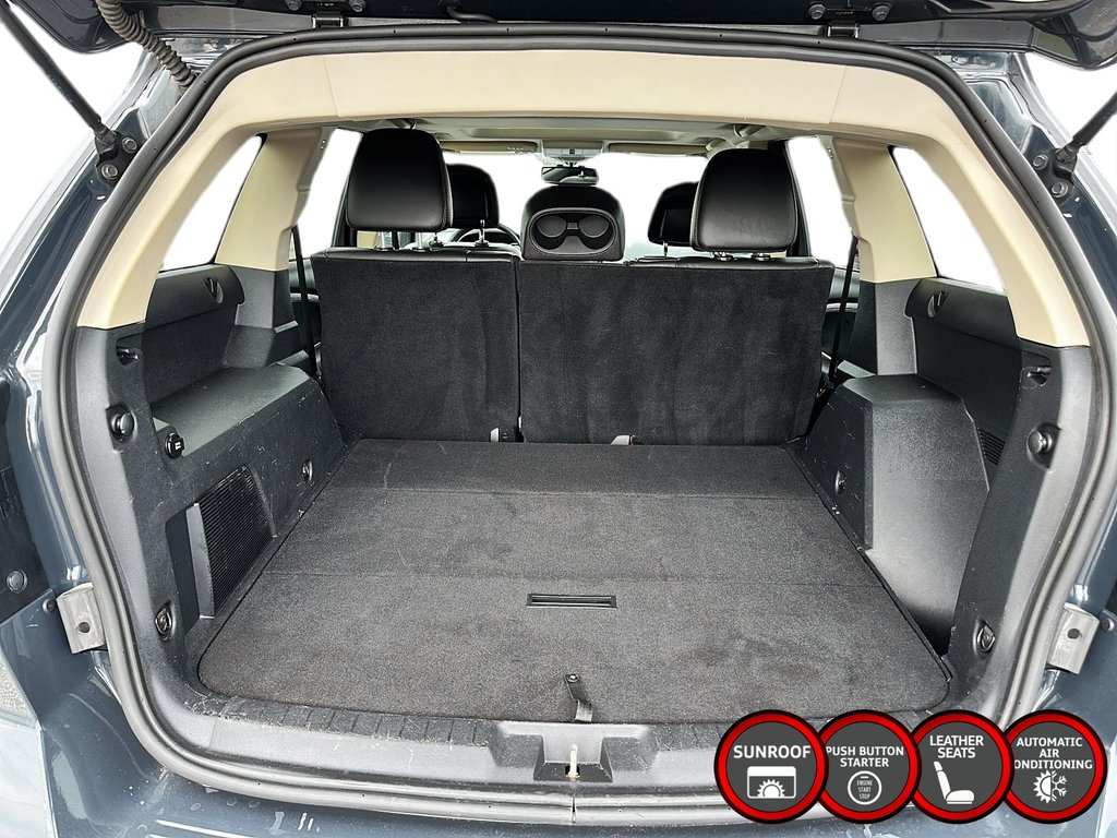 2017 Dodge Journey Crossroad in Stratford, Ontario - 6 - w1024h768px
