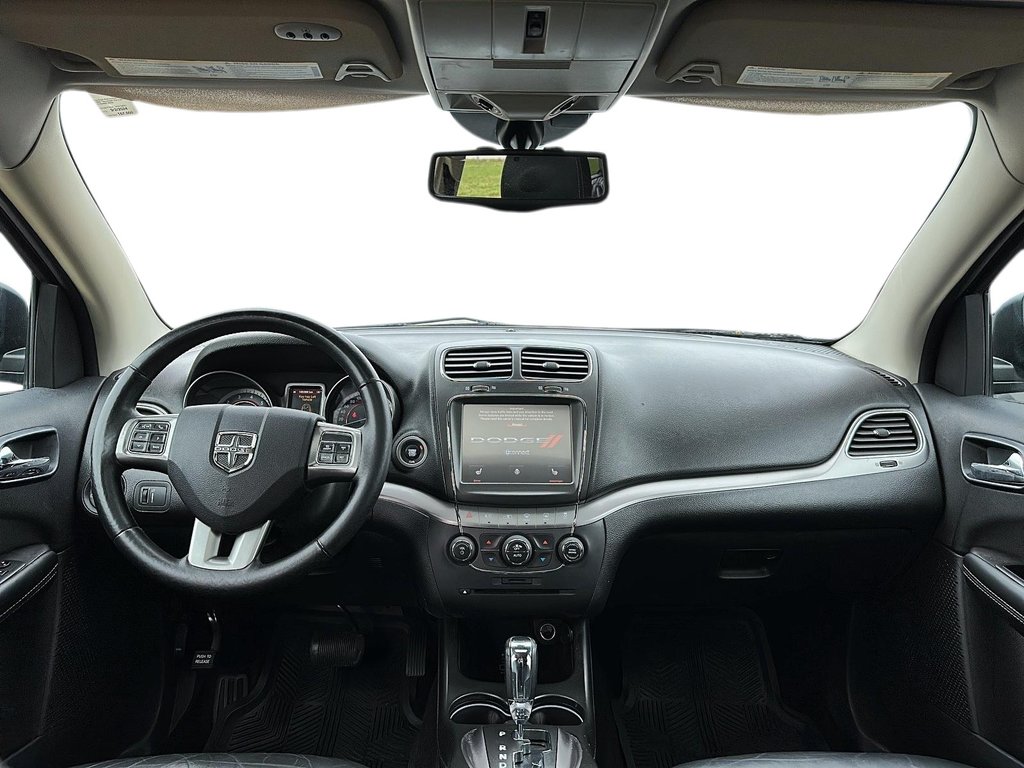 2017 Dodge Journey Crossroad in Stratford, Ontario - 9 - w1024h768px