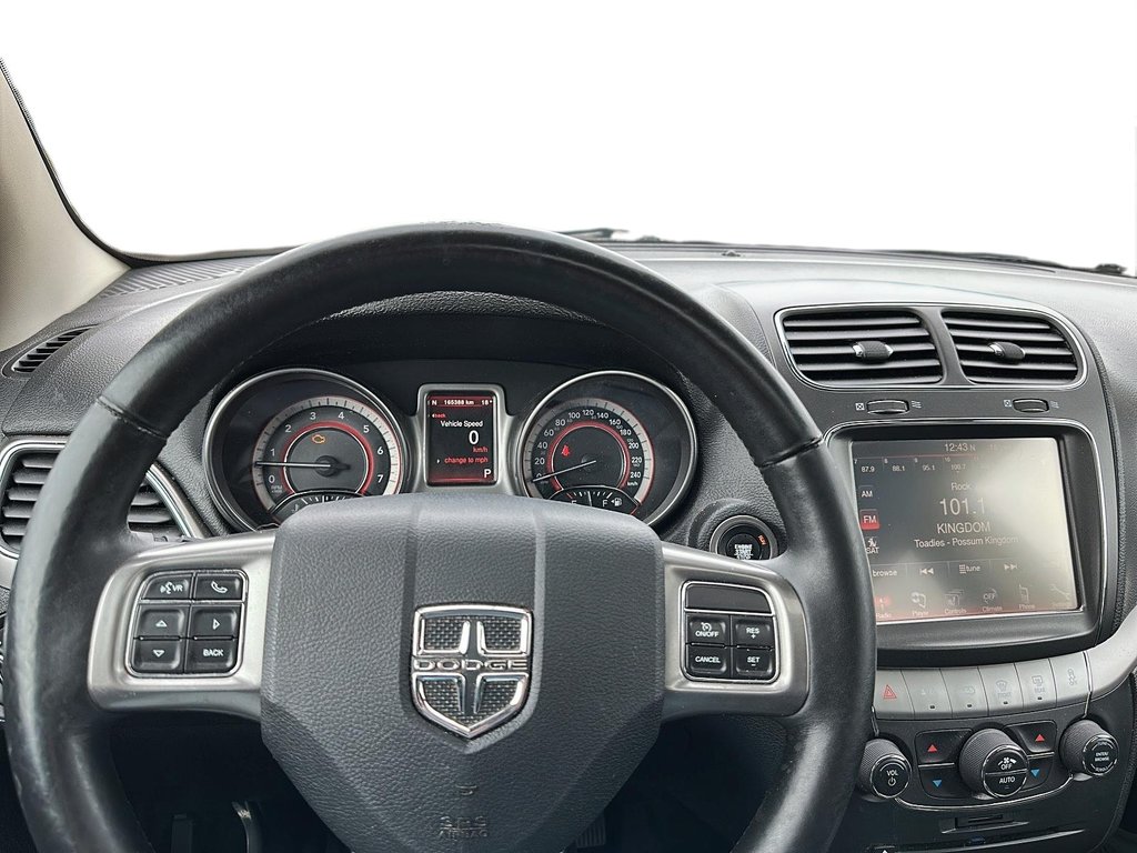 2017 Dodge Journey Crossroad in Stratford, Ontario - 13 - w1024h768px