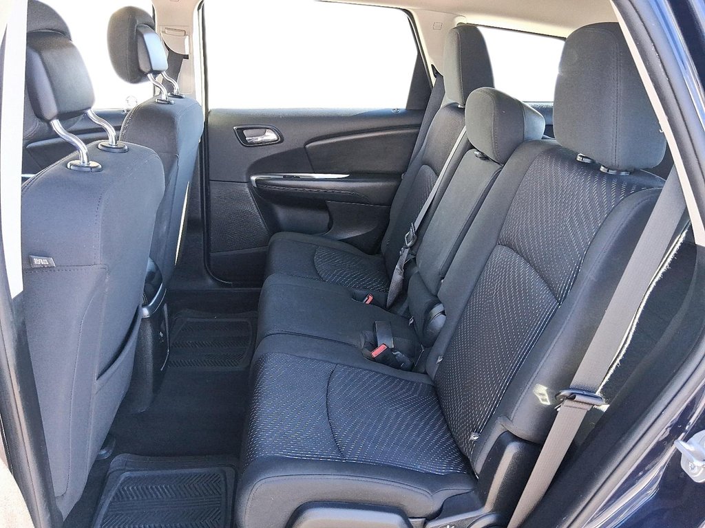 2017 Dodge Journey CVP / SE in Stratford, Ontario - 9 - w1024h768px