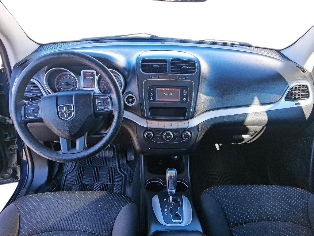 2017 Dodge Journey CVP / SE in Stratford, Ontario - 10 - w1024h768px