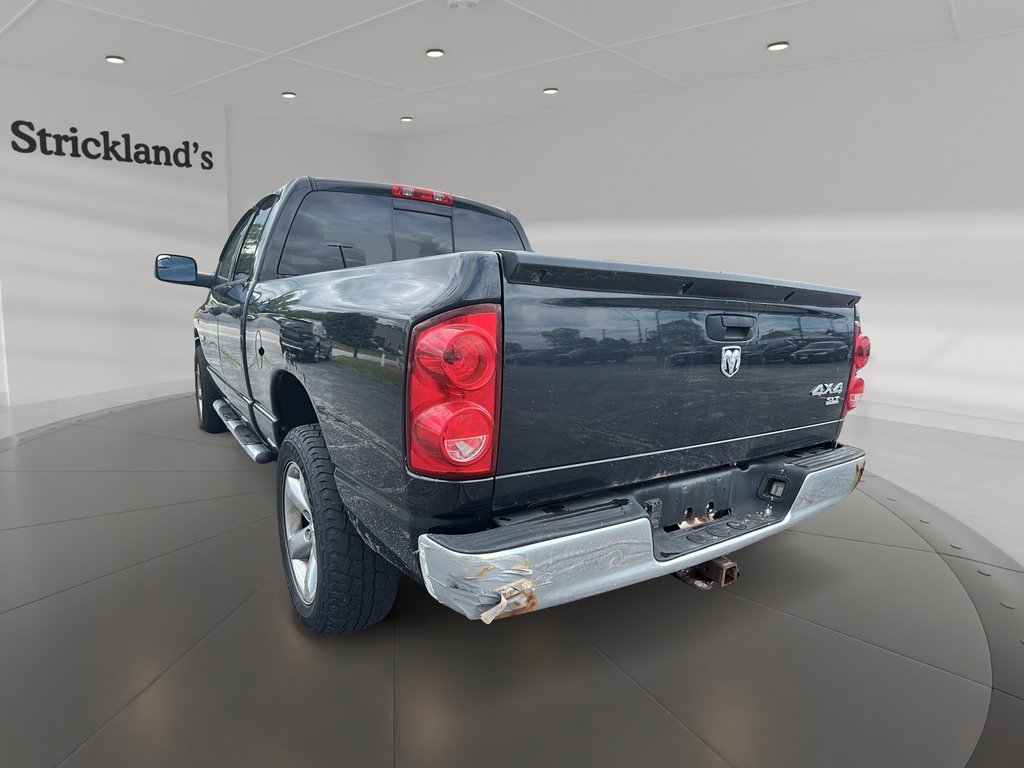 2008 Dodge Ram 1500 SXT Quad Cab 4WD in Stratford, Ontario - 4 - w1024h768px