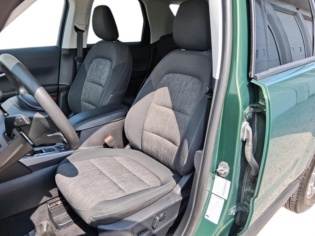 2024 Ford Bronco Sport Big Bend 4x4 in Stratford, Ontario - 8 - w1024h768px