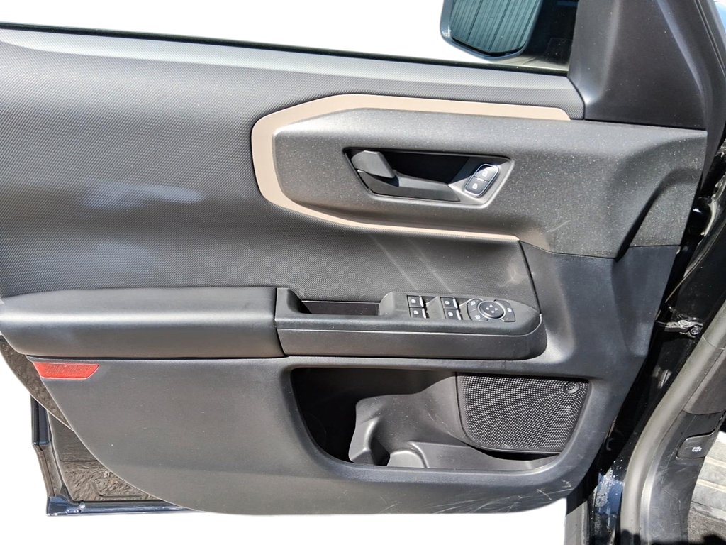 2025 Ford Bronco Sport Big Bend 4x4 in Stratford, Ontario - 11 - w1024h768px