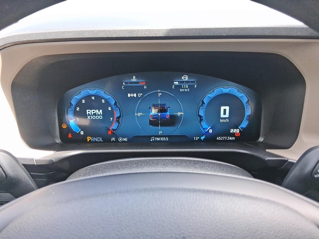 2025 Ford Bronco Sport Big Bend 4x4 in Stratford, Ontario - 14 - w1024h768px