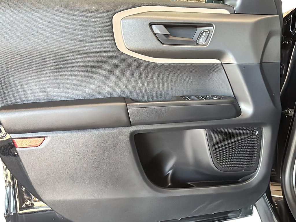 2025 Ford Bronco Sport Big Bend 4x4 in Stratford, Ontario - 10 - w1024h768px