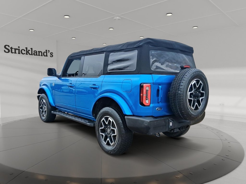 2021 Ford Bronco 4-Door Outer Banks in Stratford, Ontario - 4 - w1024h768px