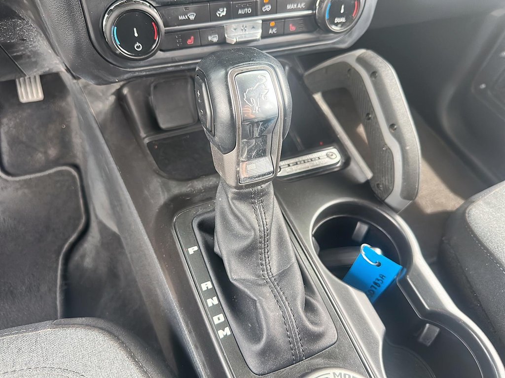 2022 Ford Bronco 4-Door Big Bend Advanced 4x4 in Stratford, Ontario - 14 - w1024h768px