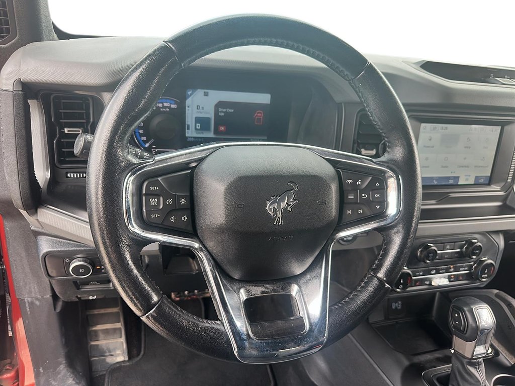 2022 Ford Bronco 4-Door Big Bend Advanced 4x4 in Stratford, Ontario - 11 - w1024h768px