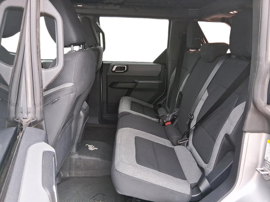 2022 Ford Bronco 4-Door Big Bend in Stratford, Ontario - 9 - w1024h768px