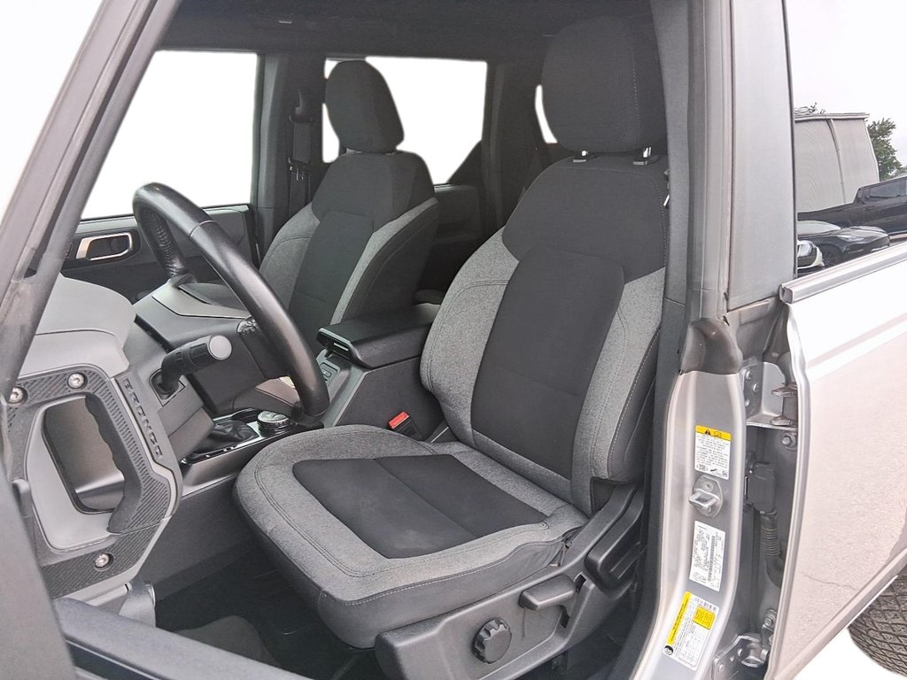 2022 Ford Bronco 4-Door Big Bend in Stratford, Ontario - 8 - w1024h768px