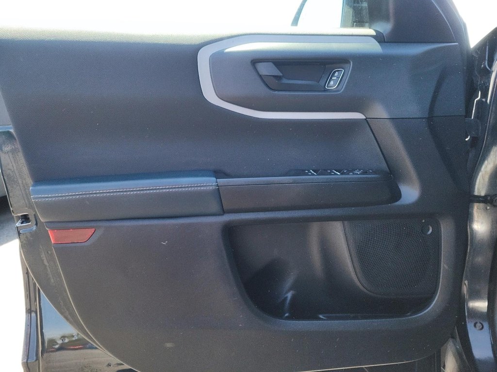 2022 Ford Bronco Sport Outer Banks 4x4 in Stratford, Ontario - 10 - w1024h768px