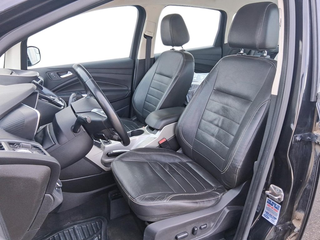 2013 Ford CMax SE Hybrid in Stratford, Ontario - 8 - w1024h768px