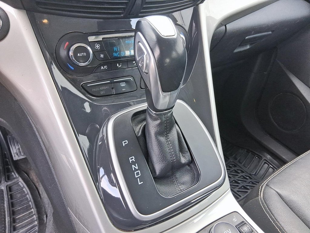 2013 Ford CMax SE Hybrid in Stratford, Ontario - 16 - w1024h768px