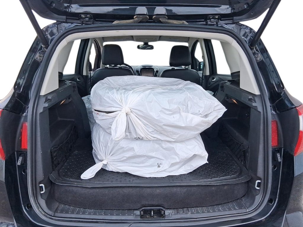 2013 Ford CMax SE Hybrid in Stratford, Ontario - 6 - w1024h768px