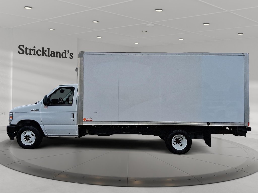2023 Ford E-series Cutaway E-450 DRW Super Duty CA 176WB in Stratford, Ontario - 5 - w1024h768px