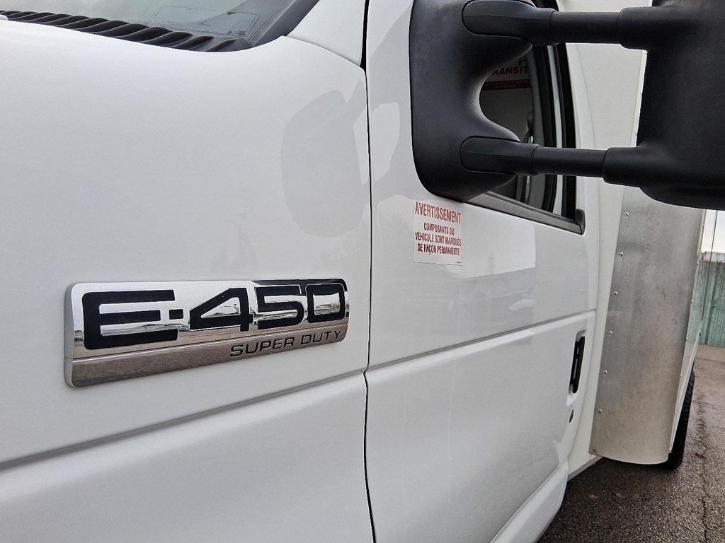 2023 Ford E-series Cutaway E-450 DRW Super Duty CA 176WB in Stratford, Ontario - 6 - w1024h768px
