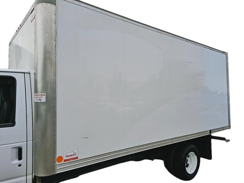 2023 Ford E-series Cutaway E-450 DRW Super Duty CA 176WB in Stratford, Ontario - 16 - w1024h768px