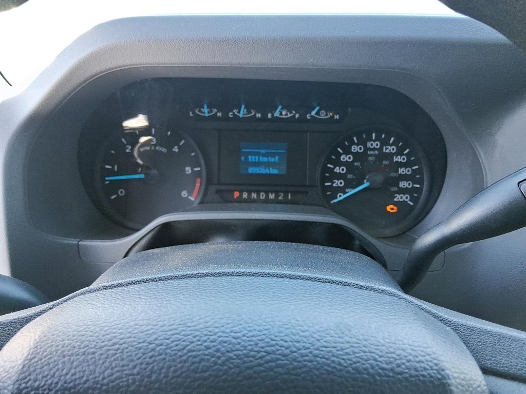 2023 Ford E-series Cutaway E-450 DRW Super Duty CA 176WB in Stratford, Ontario - 14 - w1024h768px