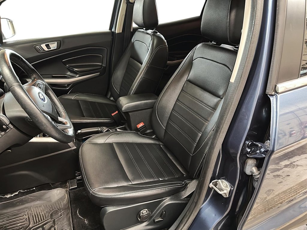2022 Ford EcoSport Titanium 4WD in Stratford, Ontario - 8 - w1024h768px