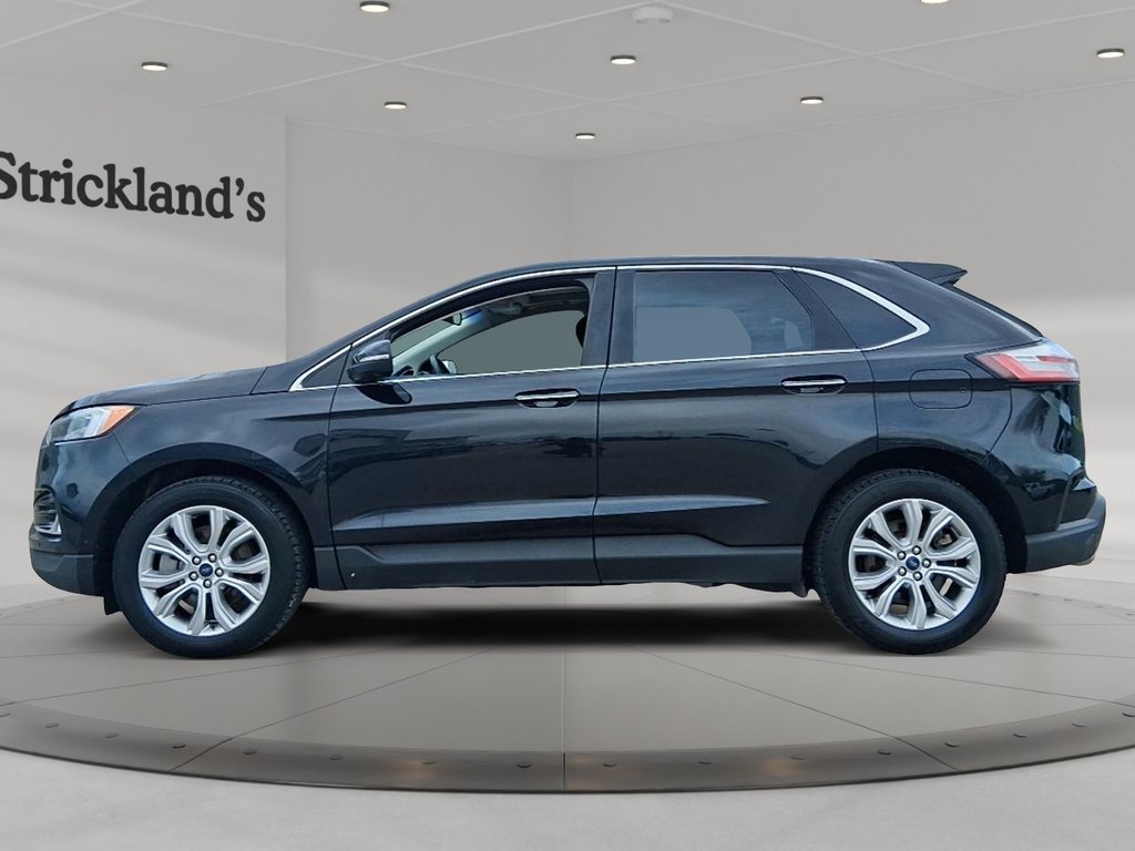 2021 Ford Edge Titanium AWD in Stratford, Ontario - 5 - w1024h768px