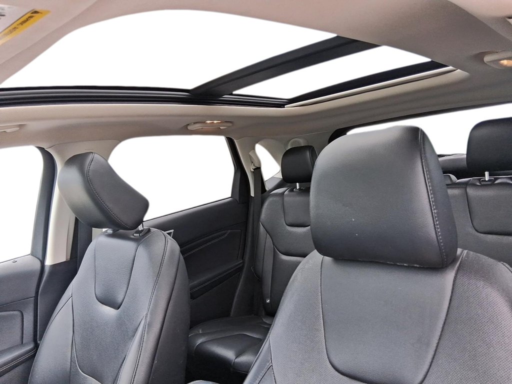 2021 Ford Edge Titanium AWD in Stratford, Ontario - 19 - w1024h768px