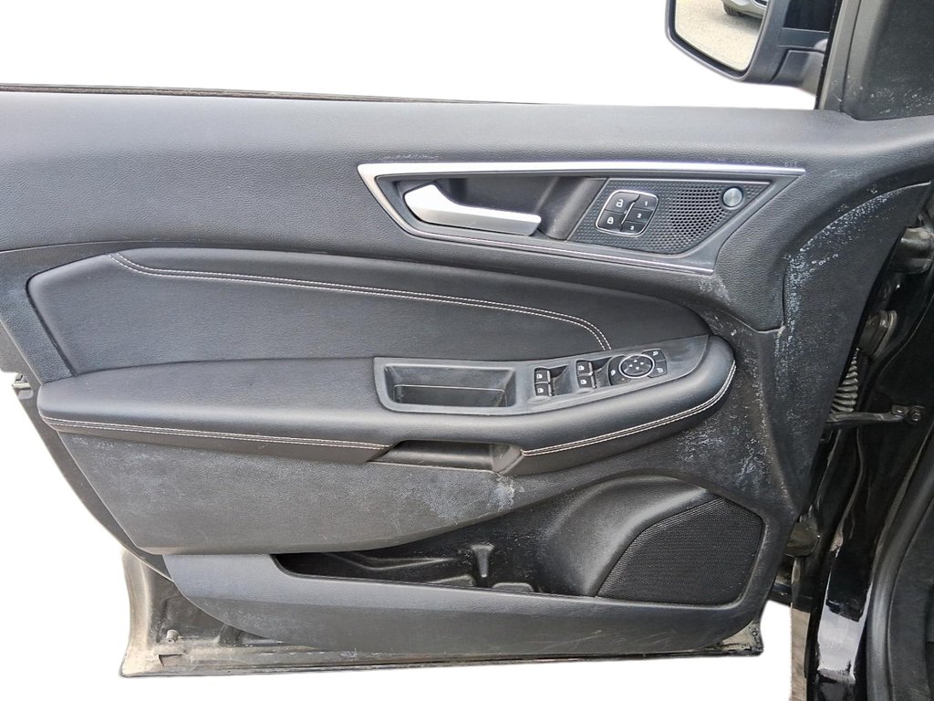 2021 Ford Edge Titanium AWD in Stratford, Ontario - 11 - w1024h768px