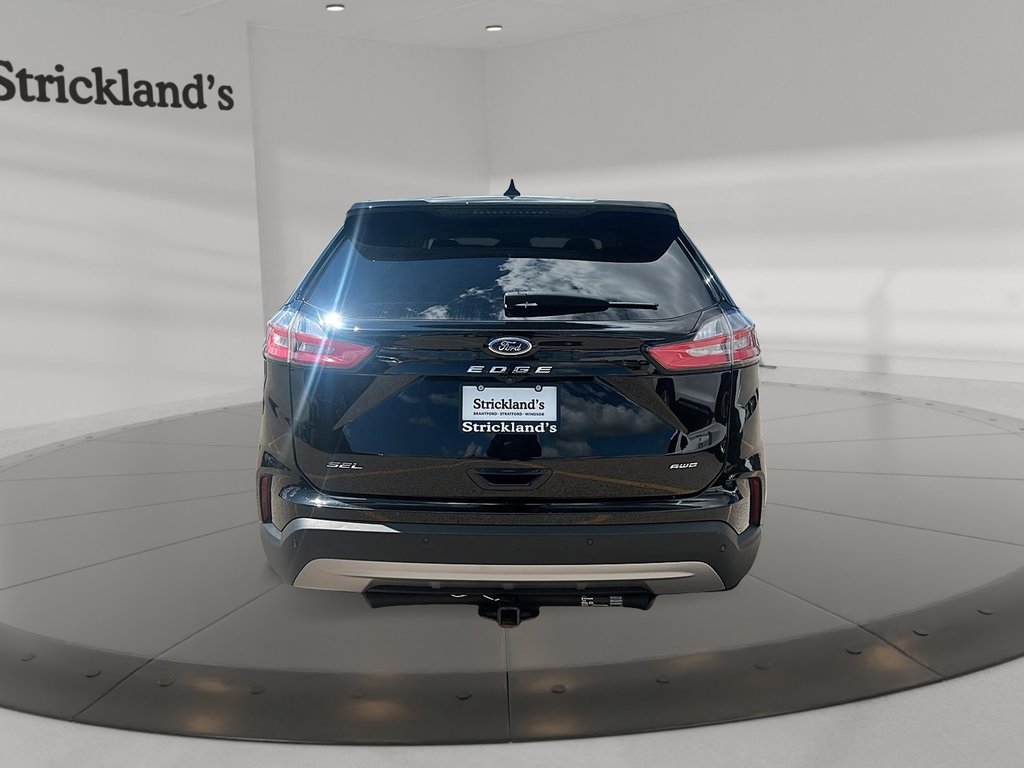 2022 Ford Edge SEL AWD in Stratford, Ontario - 3 - w1024h768px