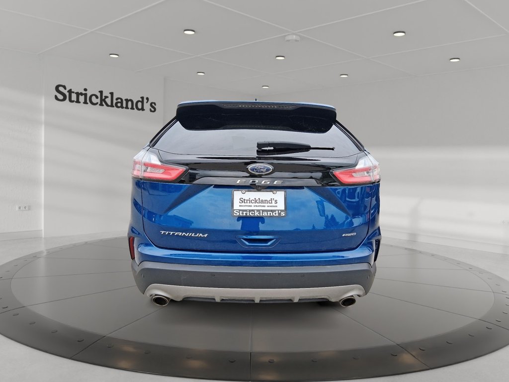2022 Ford Edge Titanium AWD in Stratford, Ontario - 3 - w1024h768px