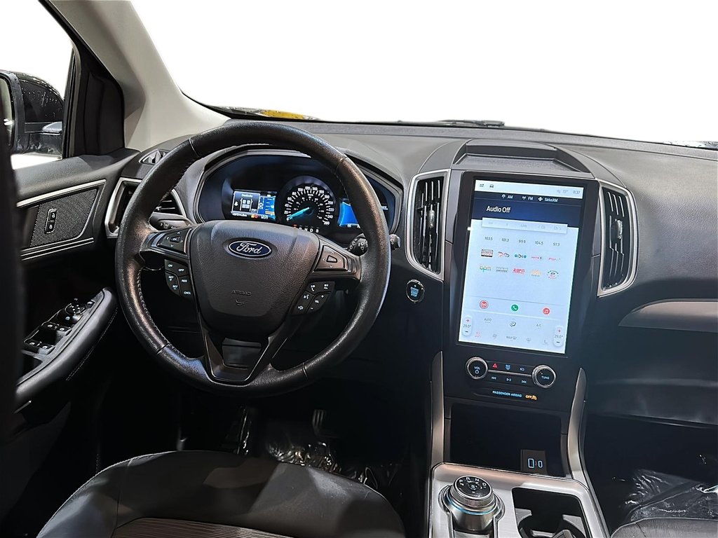 2022 Ford Edge SEL AWD in Stratford, Ontario - 9 - w1024h768px