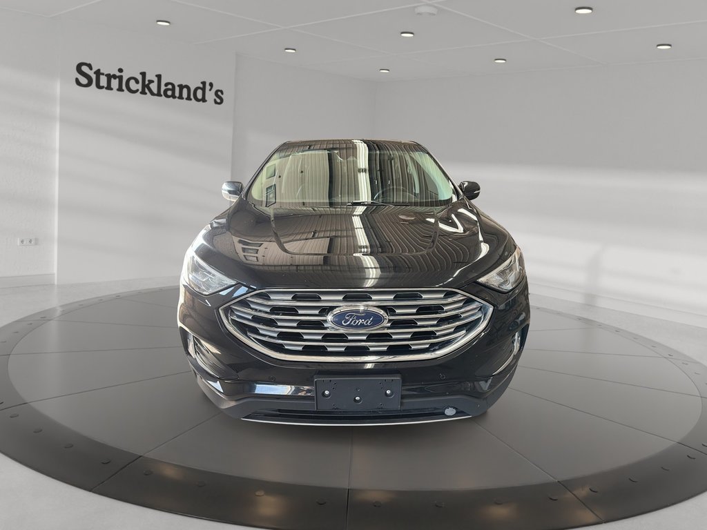 2023 Ford Edge Titanium AWD in Stratford, Ontario - 2 - w1024h768px