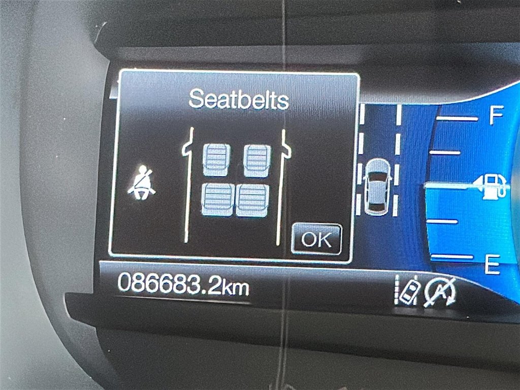 2023 Ford Edge Titanium AWD in Stratford, Ontario - 12 - w1024h768px
